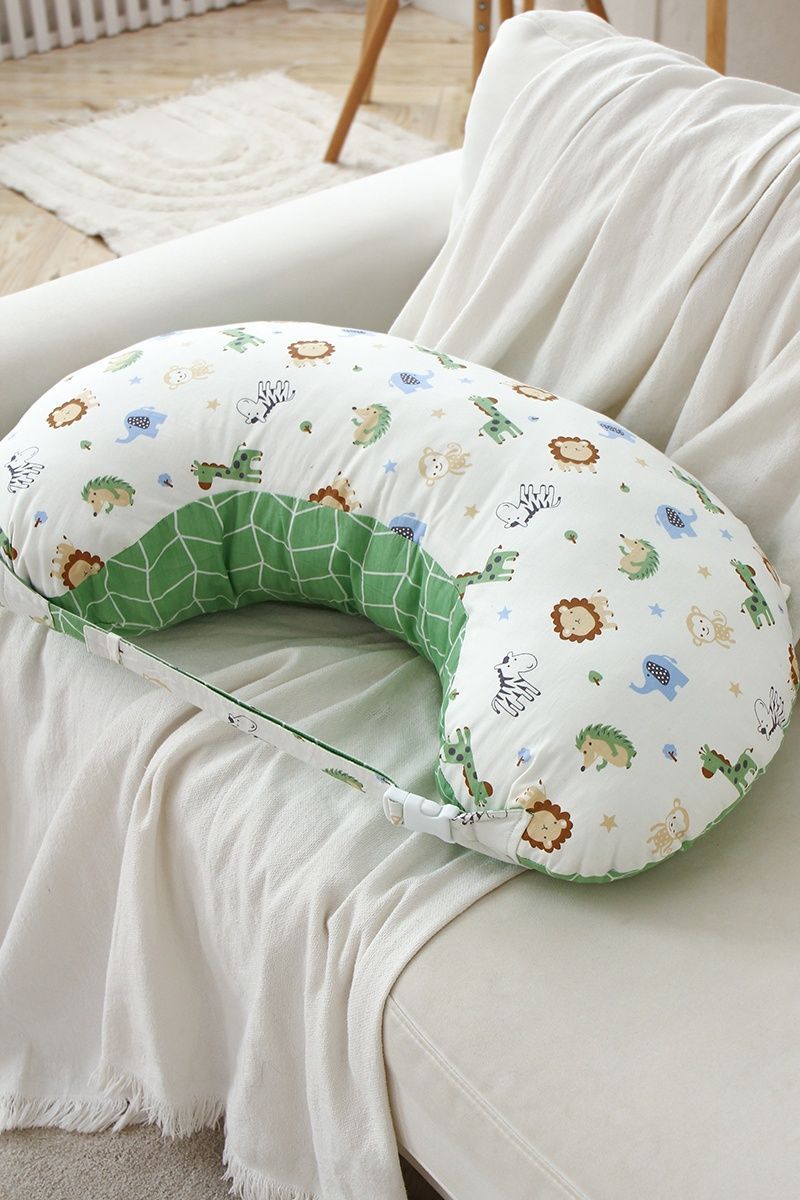 Біло-зелена подушка для годування з принтом зоопарк NUR-1.2.9 фото