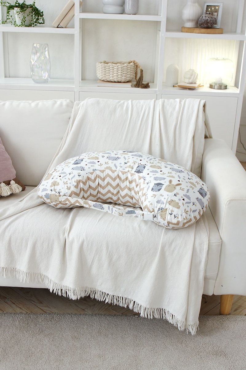 Бежево-біла наволочка на подушку для годування NUR-1.3.8 фото